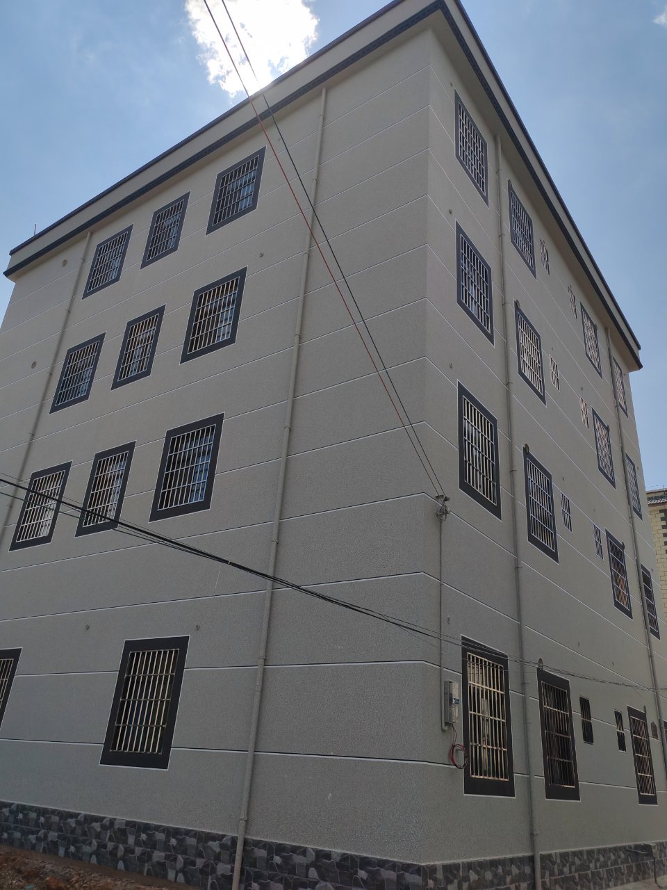 化建路甸中新村69号（张氏十六坊）